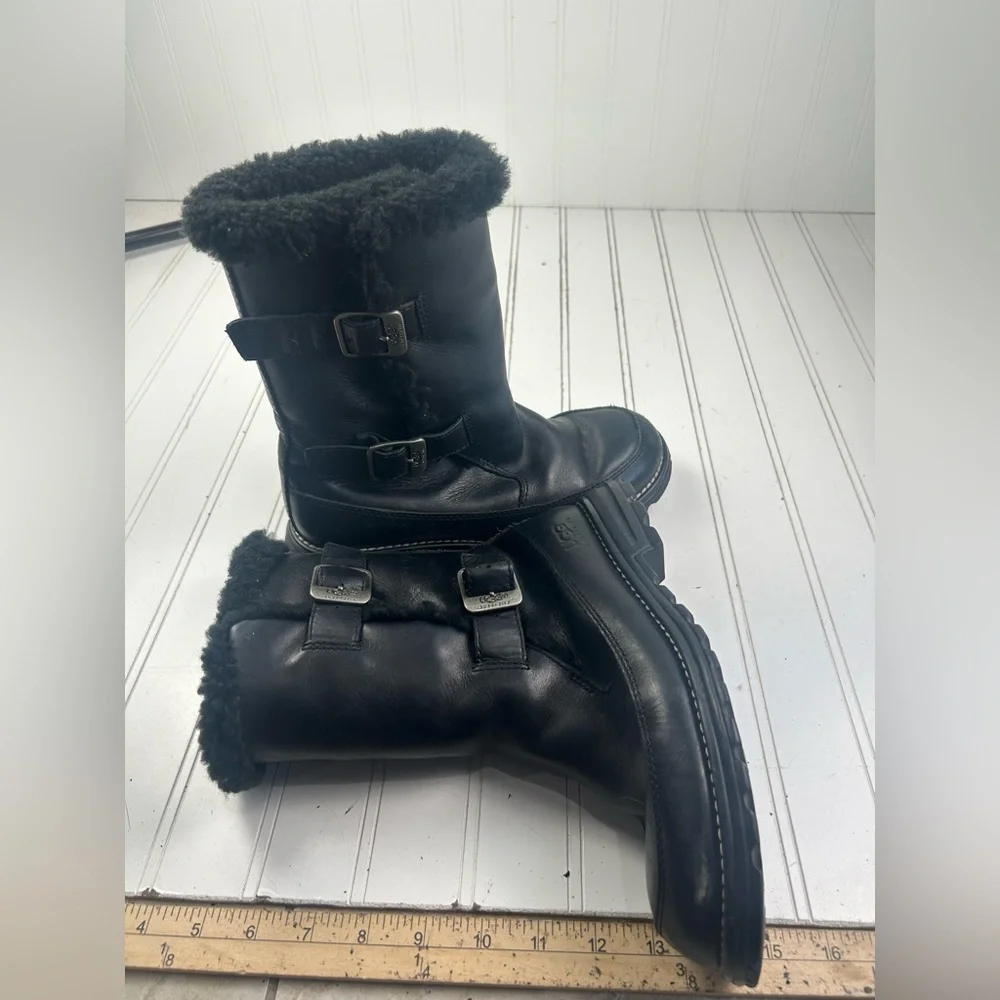 UGG Vintage Larkspur Black Leather Shearling Buckle Boots Women’s Size 6